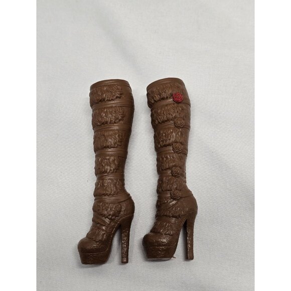 Ever After High Doll Rosabella Beauty signature boots brown shoes fur roses - Picture 2 of 6